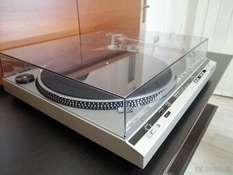 REZERVOVANÉ -TECHNICS SL-D30 Direct Drive Fully Autom Turnta - 6