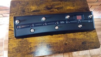 Gitarová aparatúra HUGHES & KETTNER Black Spirit 200 w - 6