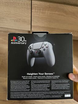 PS5 Dualsense 30th Anniversary Limited Edition NOVÝ - 6
