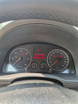 Volkswagen Caddy 1.9 TDi - 6