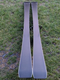 prémiové rakouské lyže Grenzwertig RC , 175cm, TOP STAV - 6