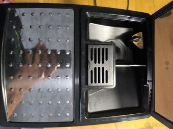 Predám kávovar Delonghi ECAM23.210.B-NN1 - 6
