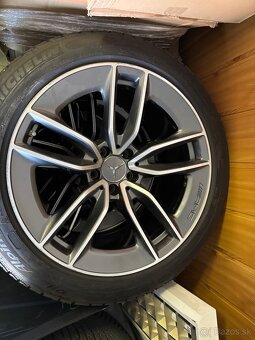 19 palcové kolesa a zimne pneumatiky na Mercedes - 6