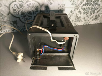 Ruská nabíjačka autobatérií - 6