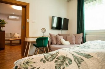 Na predaj štýlový 3-izbový tehlový byt s balkónom a garážou - 6