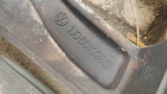 5x100 R15 Vw elektróny (originálne VW) - 6