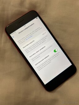 iPhone 8 64GB red - 100% batéria - 6