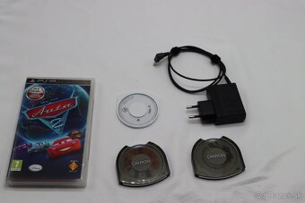 PSP E1004 Street + nabíjačka + 2GB karta + 4 hry - 6