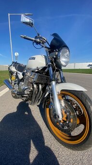Yamaha XJR 1300 - 6