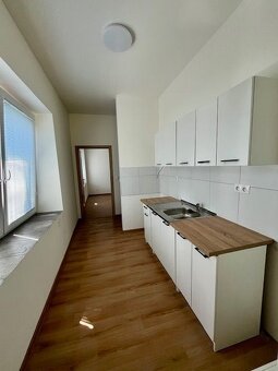 Na prenájom slnečný 2-izbový apartmán so záhradkou - 6
