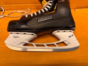 BRUSLE BAUER SUPREME S25 vel. 47/11 R - 6