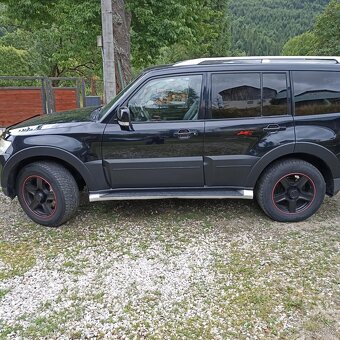 Predám/Vymením Mitsubishi Pajero IV - 6