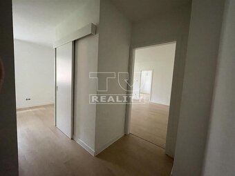 Na predaj 2-izbový byt po kompletnej rekonštrukcii,... - 6