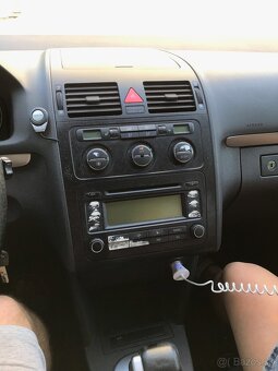 Volkswagen Touran - 6