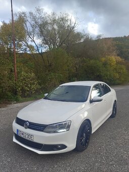 Volkswagen Jetta 2.0tdi Highline - 6