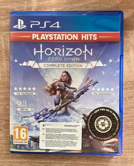 PS4 Slim 500GB + ovládač + 3 top hry (GoW, FIFA, Horizon) - 6