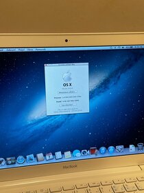 Starší Apple Macbook 2009 late - Funkčný - 6