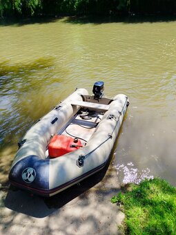 NAFUKOVACÍ ČLN YAMAHA YAM 330S - 6