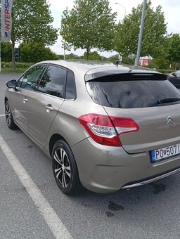 Citroën C4 1,6 - 6