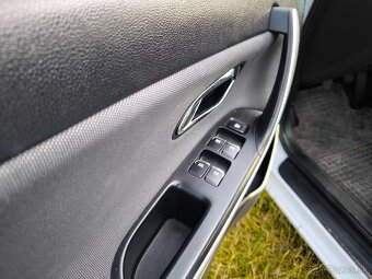 Kia ceed 1.6crdi 100kw gold - 6