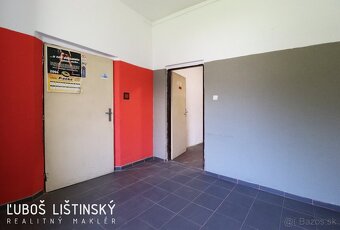 Dvojpodlažná prevádzková budova s veľkou garážou, Hôrka - 6