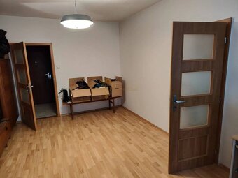 3-izb. byt, Ondrejovova, 2.p./4, výťah - 6