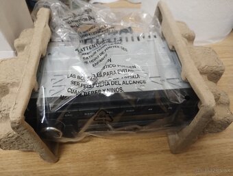 Autorádio Continental 24volt - 6