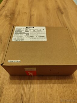 Lenovo ThinkPad Universal USB-C Dock - 6