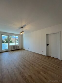 Krásny 2-izb.byt po kompletnej rekonštrukcii -Vrútky - 6