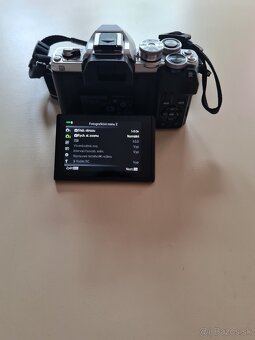 Olympus OM-D EM10 IV Telo Cena 499€ - 6