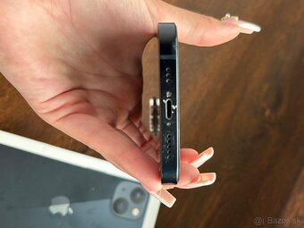 iPhone 13 - 6