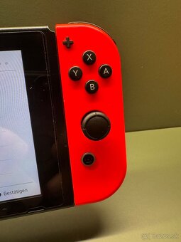 Nintendo Switch V2 - 6