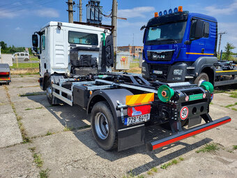 MAN TGL 12.190 4x2 BB hákový naťahovák kontajnerů TECHNOCAR - 6