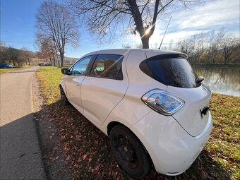 Renault ZOE - 6