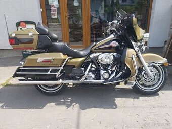 Harley Davidson Electra Glide Ultra Classic - 6