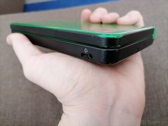 Nintendo DSi XL - 6