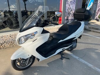 Suzuki Burgman 400 - 6