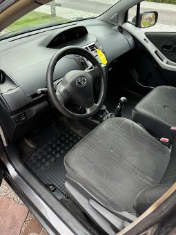 Toyota Yaris 1,33 VVT-i Benzín 74kw - 6