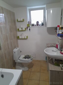 Predam 2izbový rodinný dom - 6