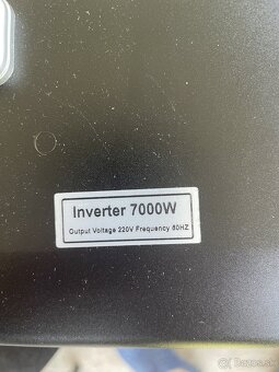 Auto invertor 12 V → 220 V - 6