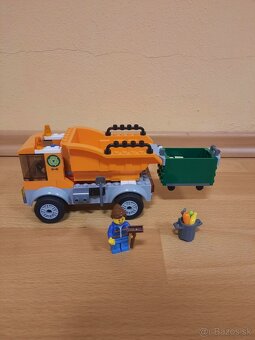 Lego City 60220 - Garbage Truck - 6