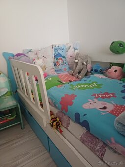 Rostoucí stolik a stolicka plus postel - 6