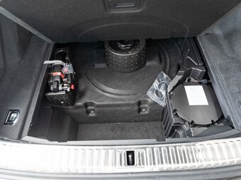 Audi e-tron 300 kW quattro S-Line Black Edition - 6