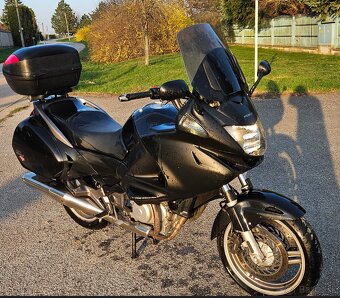 HONDA NT700 DEAUVILLE RC52 2006 - 6