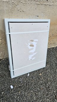 Revizne dvierka pod obklad - 6