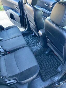 Mitsubishi Outlander 2.2 DI-D 4x4 7 Miestne Automat 156 k - 6
