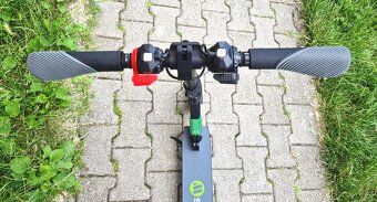 Predám skladaciu kolobežku elektrickú - 6