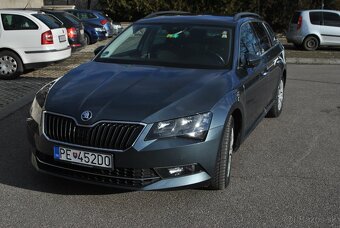Škoda Superb Combi 2.0 TDI Style DSG - 6