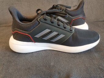 Botasky Adidas cloudfoam comfort - 6