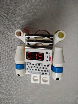 LEGO Town 6457 Astronaut Figure - 6